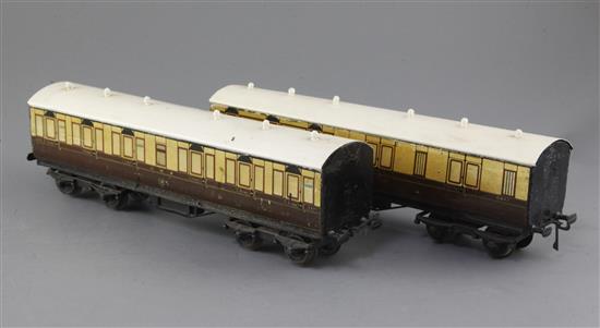 A set of two GWR litho coaches: Brake end No 6927 and Brake end No 3275